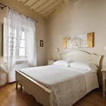 Residenza D'epoca Relais I Miracoli 3* Πίζα