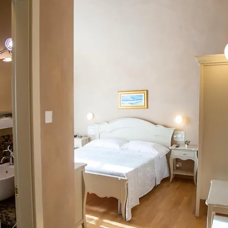 Residenza D'epoca Relais I Miracoli Pensjonat Piza