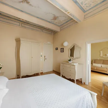 Residenza D'epoca Relais I Miracoli Гостевой дом 3*