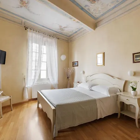 Residenza D'epoca Relais I Miracoli Пиза