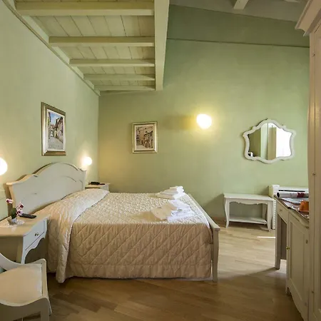 Residenza D'epoca Relais I Miracoli Гостевой дом 3*