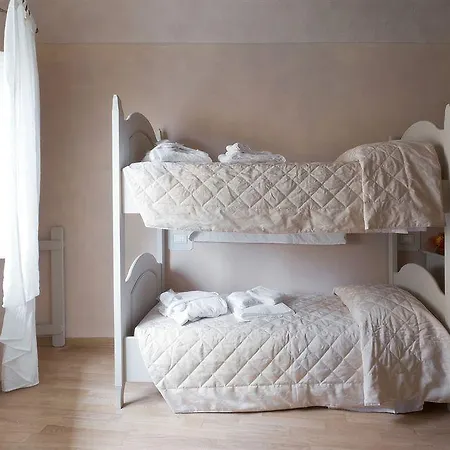 Pensjonat Residenza D'epoca Relais I Miracoli 2*