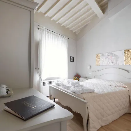 Residenza D'epoca Relais I Miracoli Piza
