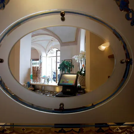 Pensjonat Residenza D'epoca Relais I Miracoli 2*