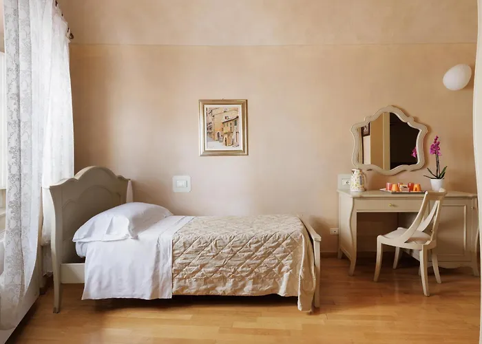 Affittacamere Residenza D'epoca Relais I Miracoli Pisa