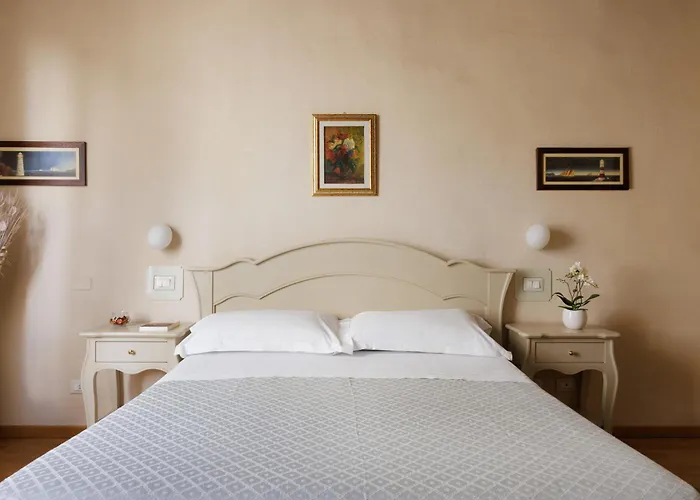 Affittacamere Residenza D'epoca Relais I Miracoli 4*