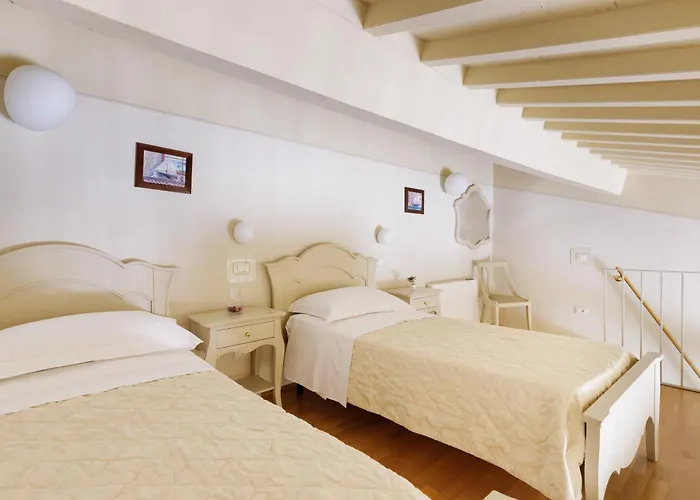 Residenza D'epoca Relais I Miracoli 4*