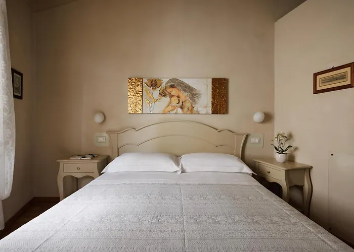 Affittacamere Residenza D'epoca Relais I Miracoli 4*