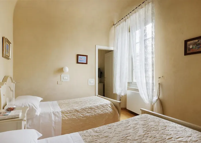 Residenza D'epoca Relais I Miracoli 4*