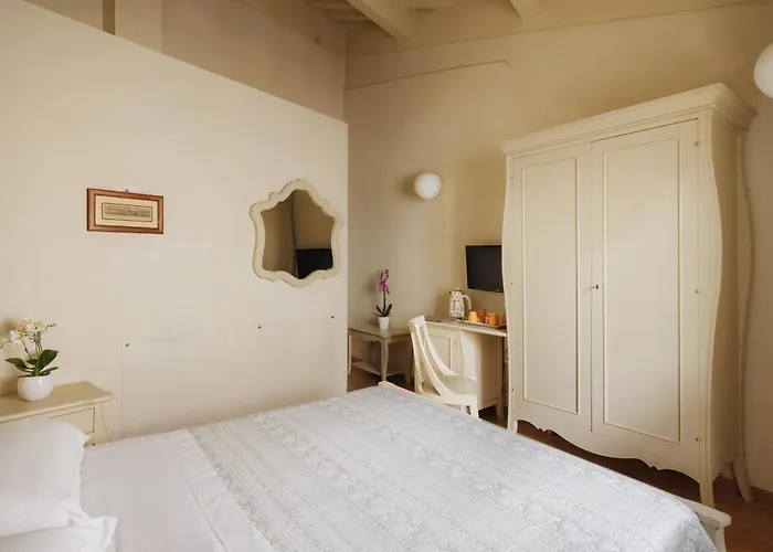 Residenza D'epoca Relais I Miracoli Affittacamere Pisa