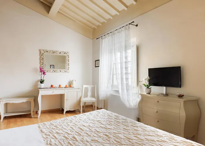 Residenza D'epoca Relais I Miracoli 4*