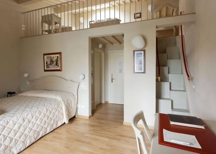 Affittacamere Residenza D'epoca Relais I Miracoli Pisa